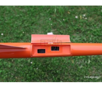 E-Typhoon Full Carbon aprox.2.00m naranja y negro RCRCM